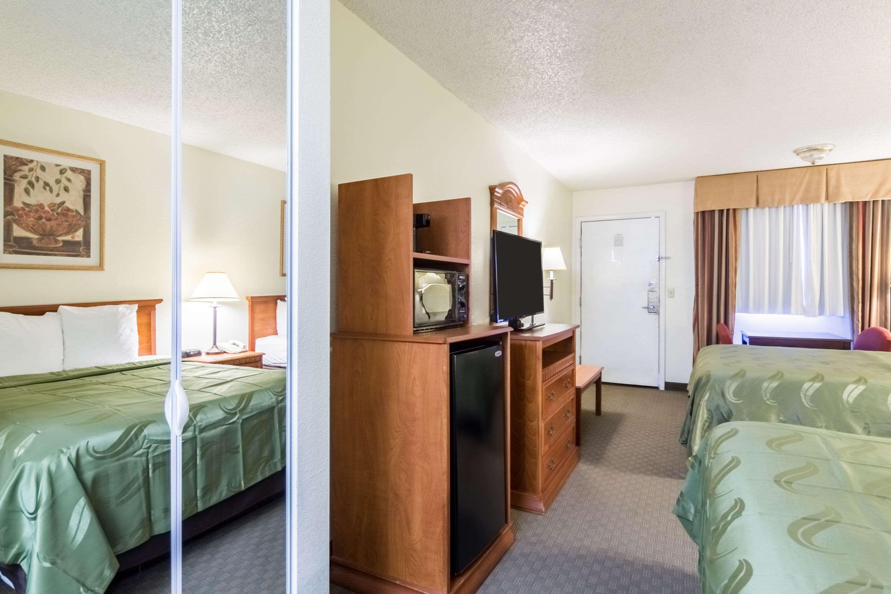 Quality Inn & Suites Of Alma - Northeast From Fort Smith المظهر الخارجي الصورة