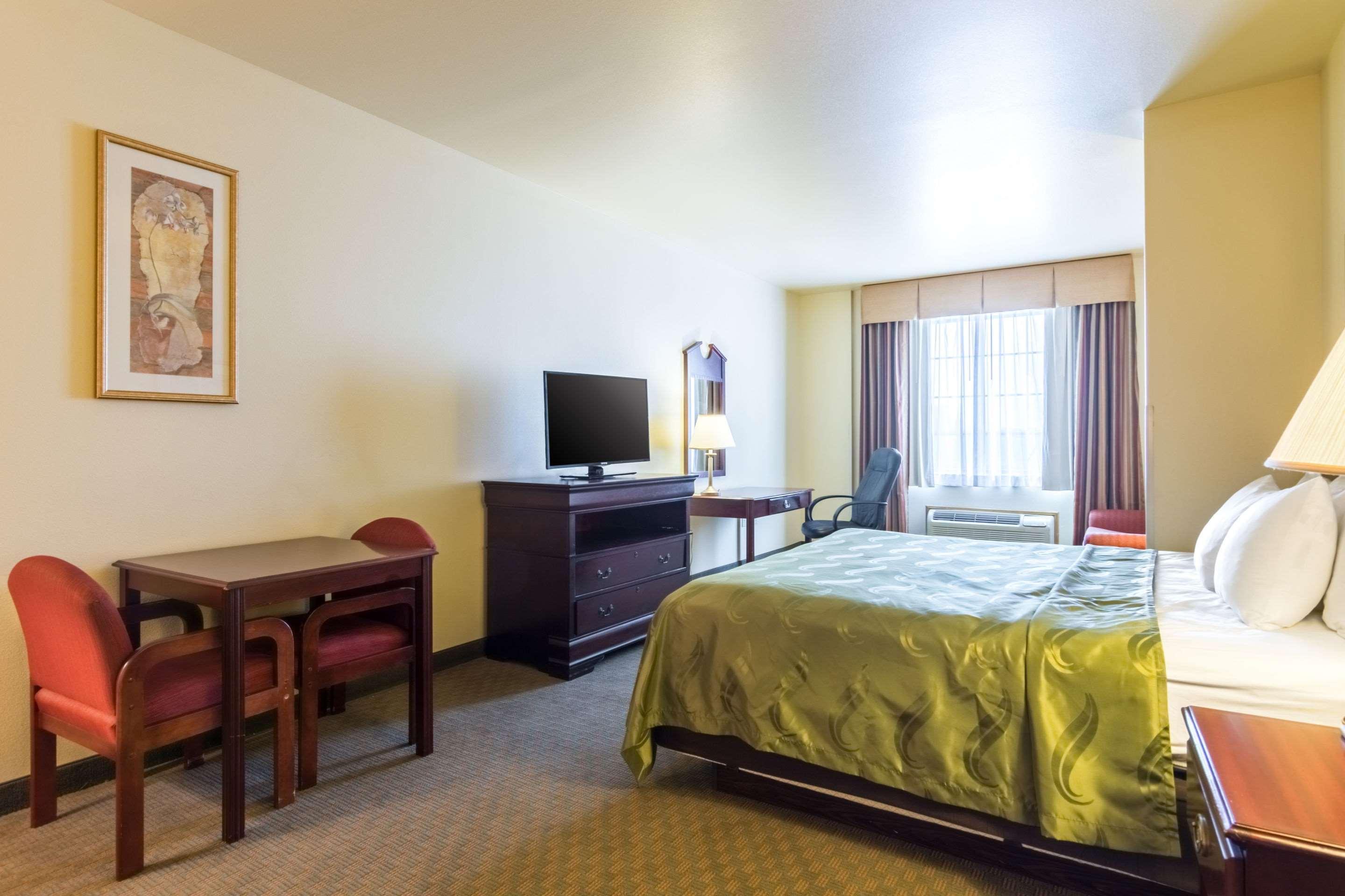 Quality Inn & Suites Alma - Fort Smith Northeast المظهر الخارجي الصورة