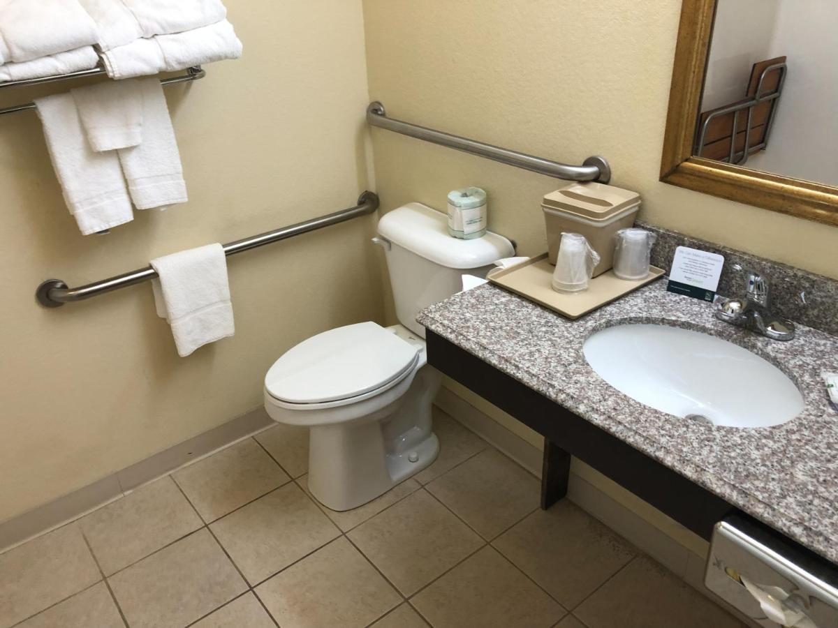 Quality Inn & Suites Alma - Fort Smith Northeast المظهر الخارجي الصورة