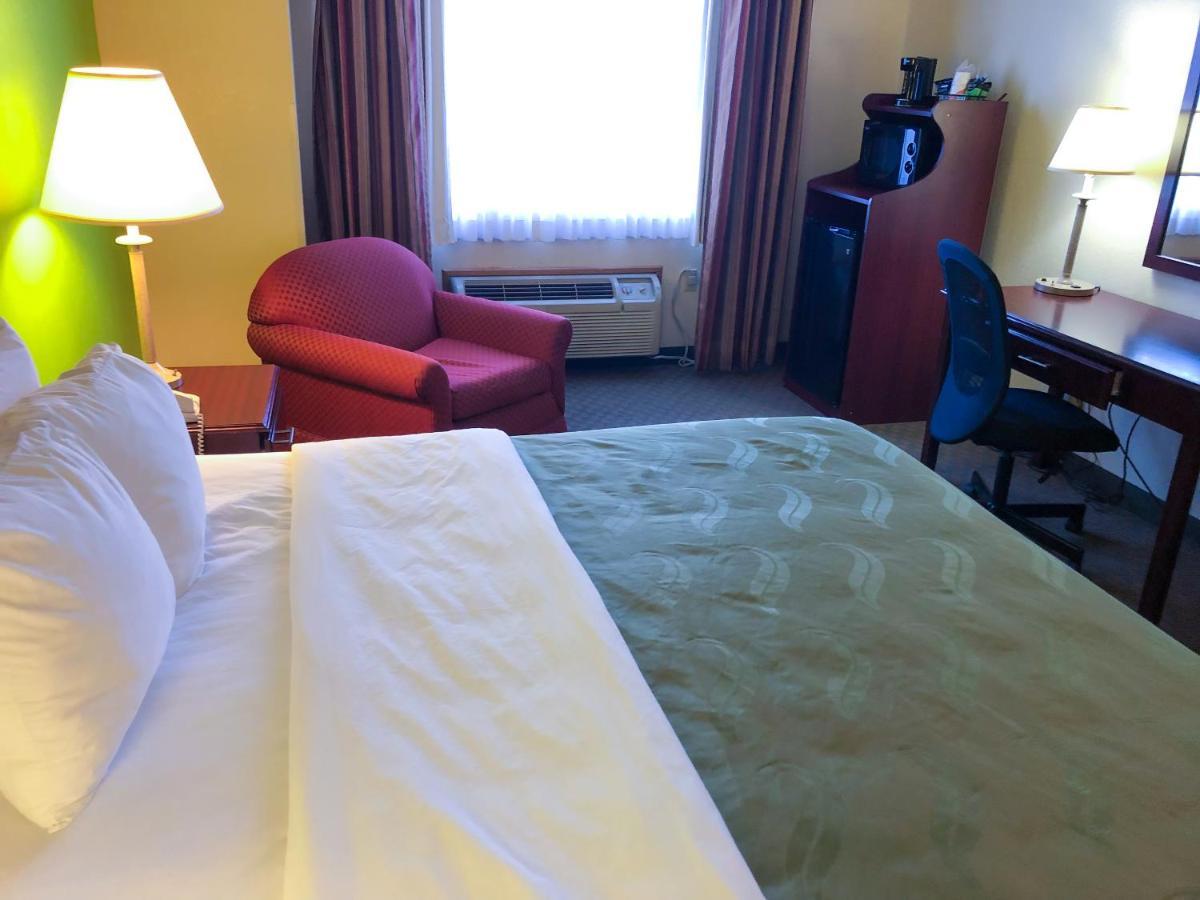 Quality Inn & Suites Alma - Fort Smith Northeast المظهر الخارجي الصورة